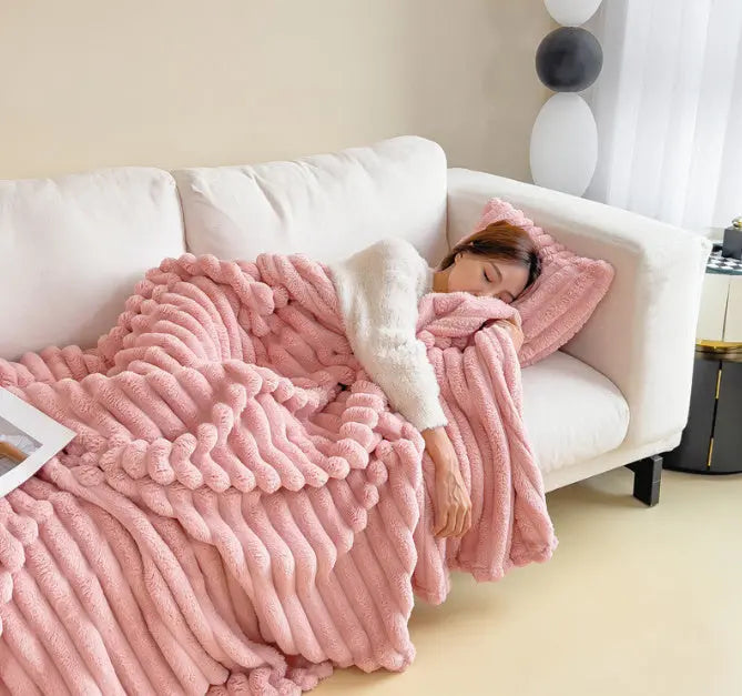 Soft Wind Bubble Velvet Blanket Warm Solid Rabbit Fur Blankets Double-sided Thickening Cover Throw Warm Fur Blanket TrendyDwelling